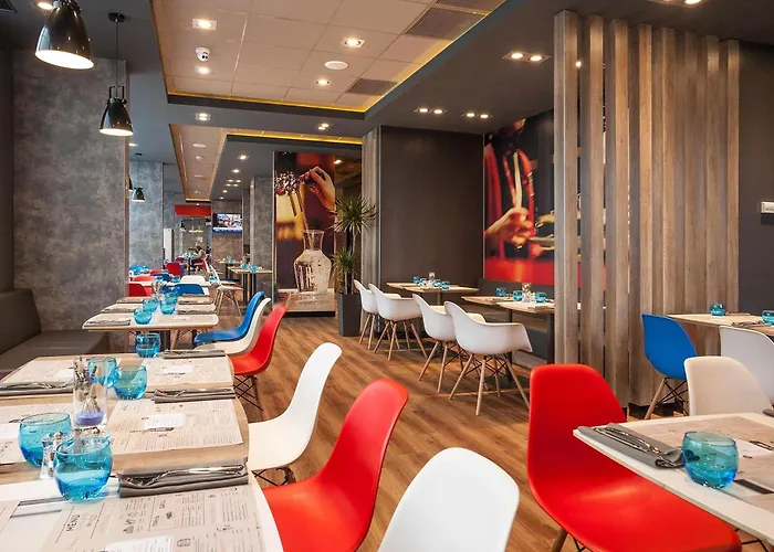 Готель Ibis Kyiv Railway Station